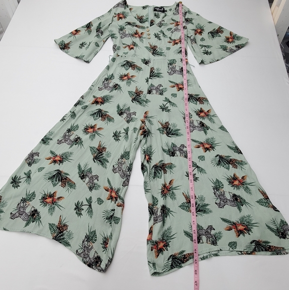 Hell Bunny Women's Sofia Jumpsuit Wide Legs Green/Mint Animal-Palm Print Size S - Picture 4 of 10